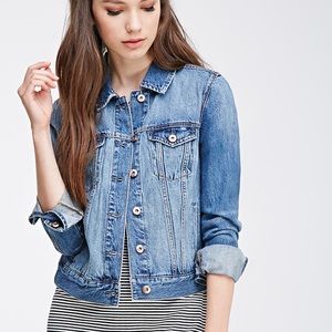 FOREVER 21 Classic Denim Jacket